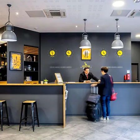巴黎拉德芳斯贝斯特韦斯特酒店 4*